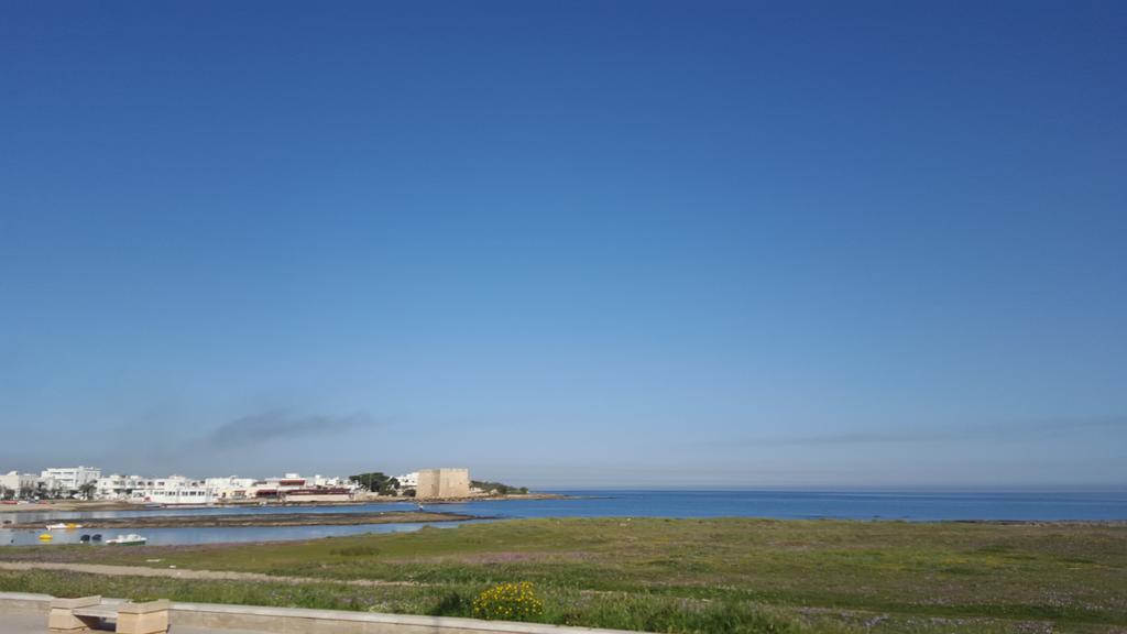 Castle On The Sea Apartman Torre Santa Sabina Kültér fotó